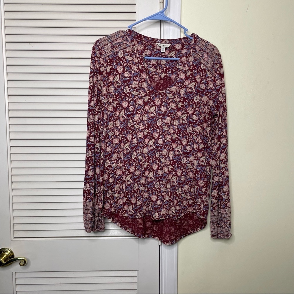 Lucky Brand Womens Size Small red Long Sleeve Boho Top Hi Low Lightweight